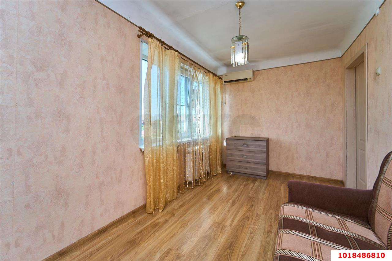 Фото №12: 3-комнатная квартира 54&nbsp;м², 5/5&nbsp;эт. - Краснодар, Центральный внутригородской округ, мкр. Черёмушки, ул. Бургасская, 4
