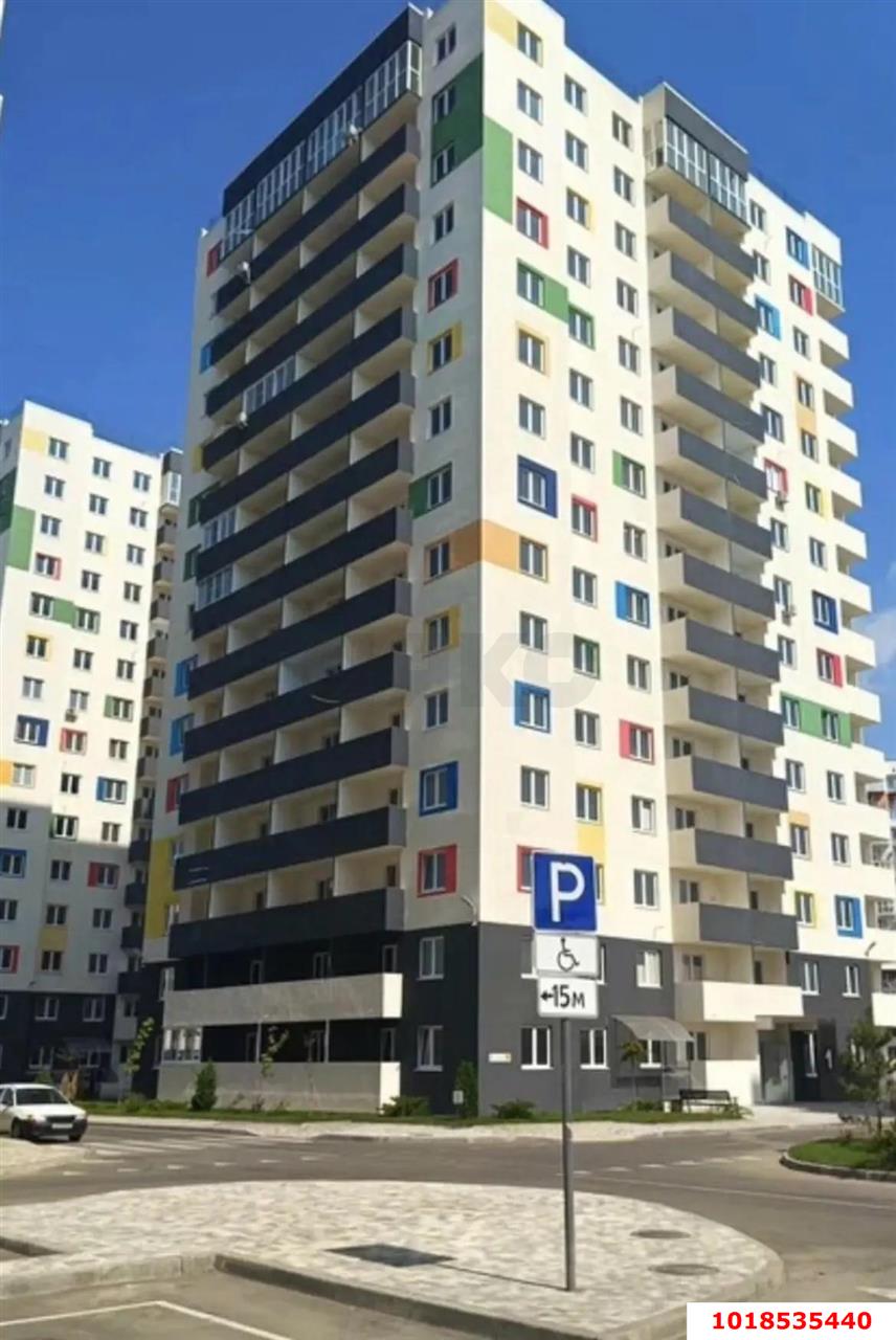 Фото №1: 2-комнатная квартира 45&nbsp;м², 8/15&nbsp;эт. - Краснодар, Прикубанский внутригородской округ, мкр. жилой комплекс Южане, ул. Даниила Смоляна, 71
