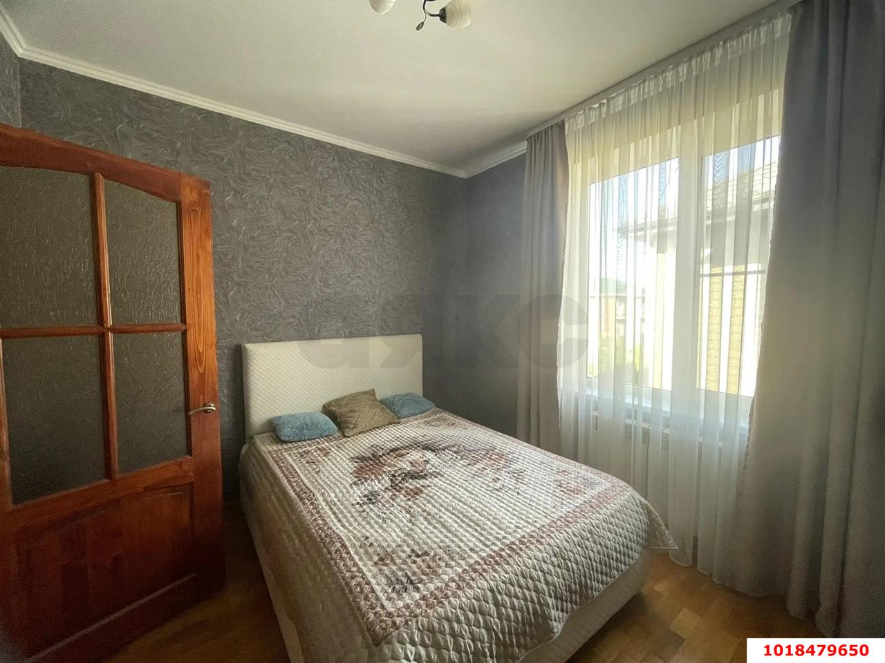 Фото №8: Дом 400&nbsp;м² + 4&nbsp;сот., 2&nbsp;эт. - Краснодар, Прикубанский внутригородской округ, мкр. Парковый, пр-д 2-й Звенигородский, 17