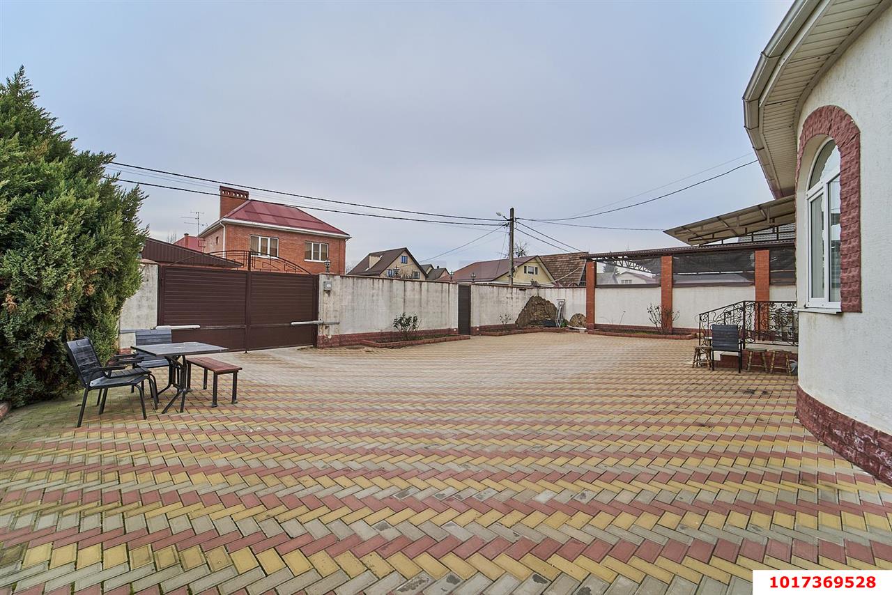 Фото №5: Дом 345&nbsp;м² + 6&nbsp;сот., 2&nbsp;эт. - Краснодар, Прикубанский внутригородской округ, Микрохирургии глаза, мкр. СНТ № 1, ул. Персиковая, 506