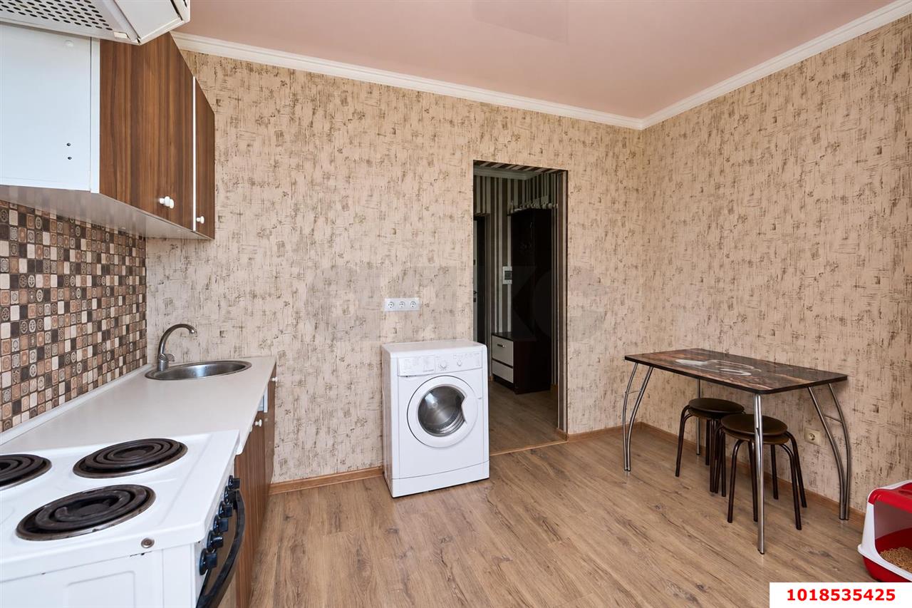 Фото №2: 1-комнатная квартира 36&nbsp;м², 6/7&nbsp;эт. - Краснодар, Прикубанский внутригородской округ, Калинино, мкр. Завод Радиоизмерительных Приборов, пер. Ленинский, 15