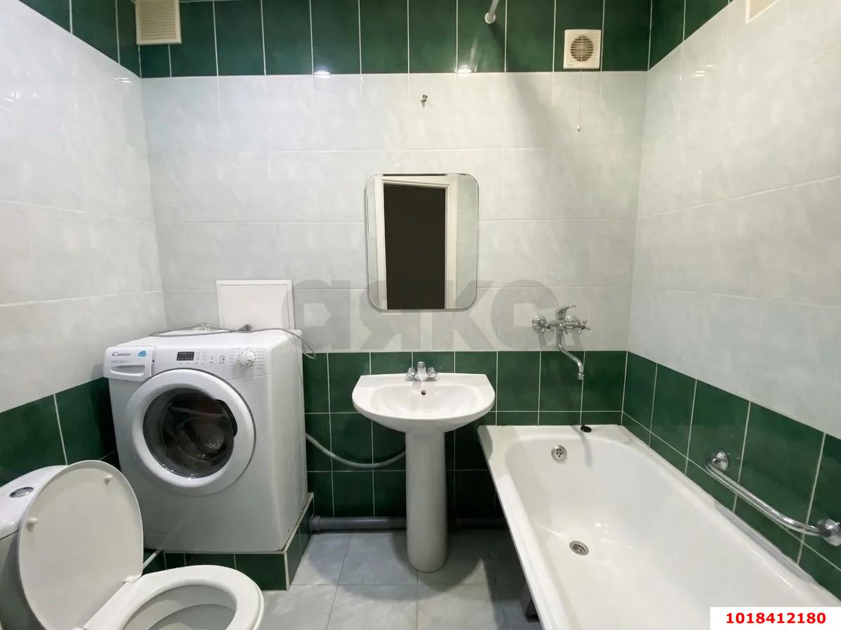 Фото №4: 2-комнатная квартира 45&nbsp;м², 5/5&nbsp;эт. - Краснодар, Западный внутригородской округ, мкр. Фестивальный, ул. Свободы, 15