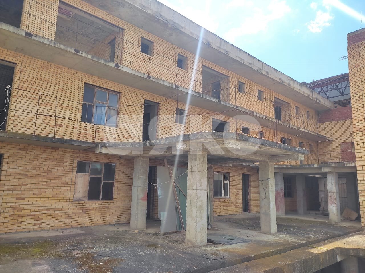 Фото №8: Коммерция 825&nbsp;м², 1/3&nbsp;эт. - Витязево, ул. Мира, 203