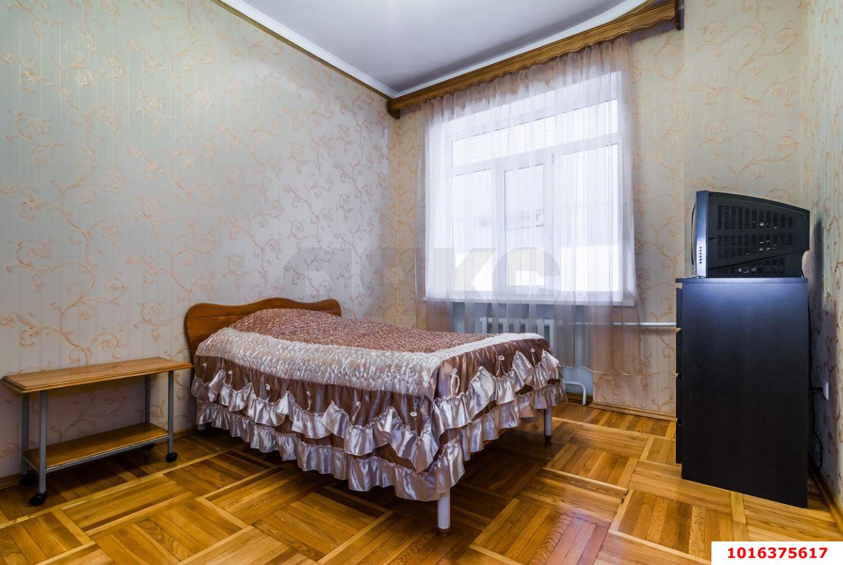 Фото №8: Дом 243&nbsp;м² + 7&nbsp;сот., 3&nbsp;эт. - Краснодар, Центральный внутригородской округ, мкр. Дубинка, ул. Ковтюха, 73