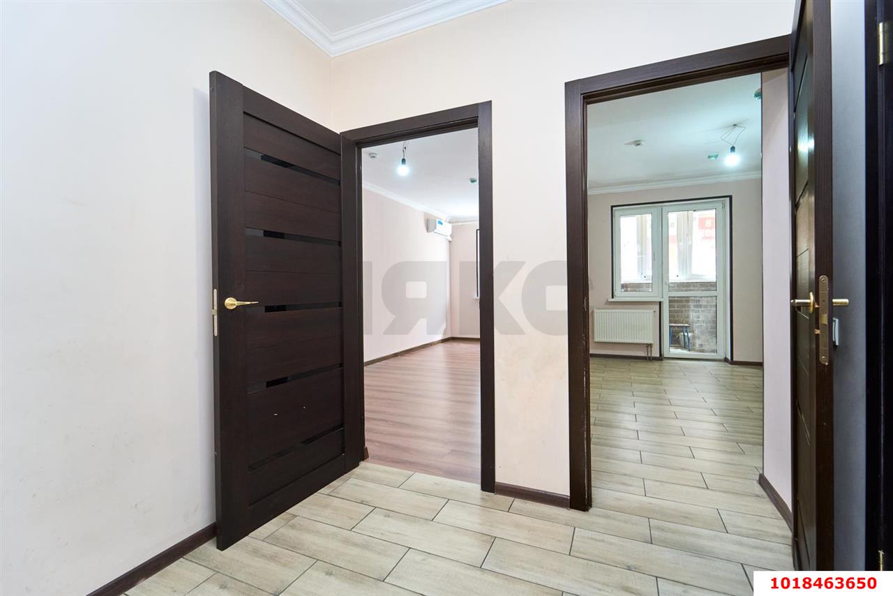 Фото №9: 1-комнатная квартира 41&nbsp;м², 7/17&nbsp;эт. - Краснодар, Прикубанский внутригородской округ, имени Петра Метальникова, мкр. жилой комплекс Победа-2, ул. Цезаря Куникова, 35