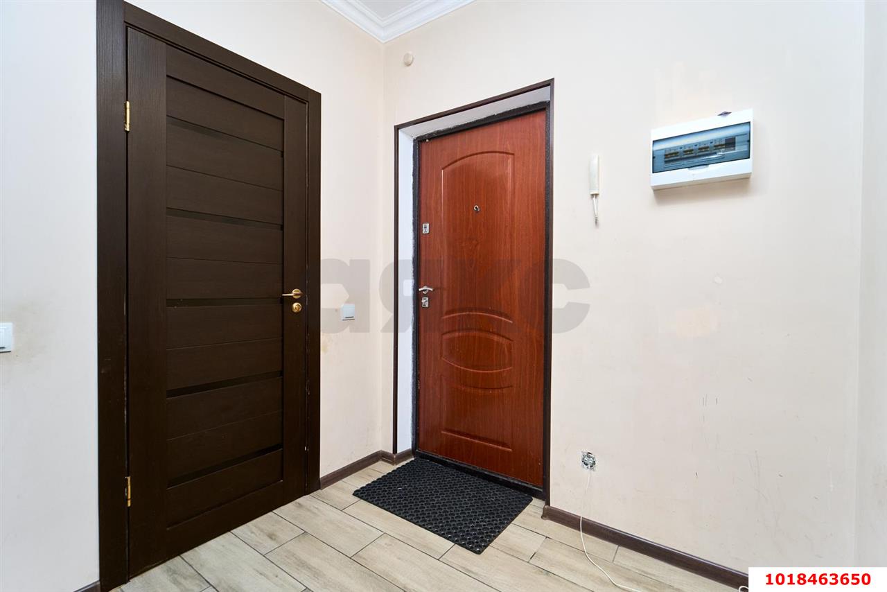 Фото №7: 1-комнатная квартира 41&nbsp;м², 7/17&nbsp;эт. - Краснодар, Прикубанский внутригородской округ, имени Петра Метальникова, мкр. жилой комплекс Победа-2, ул. Цезаря Куникова, 35