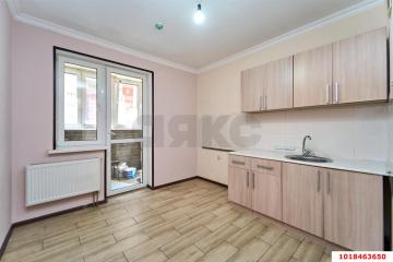 Фото №1: 1-комнатная квартира 37 м², 7/17 эт. - Краснодар, мкр. жилой комплекс Победа-2, ул. Цезаря Куникова, 35