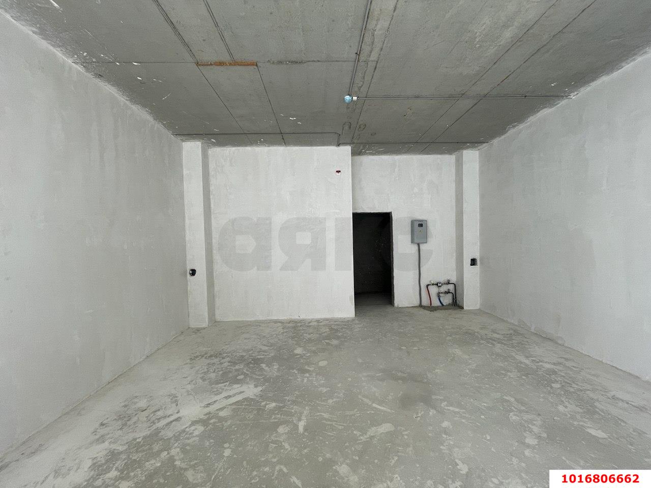 Фото №6: Торговое помещение 40&nbsp;м², 1/16&nbsp;эт. - Краснодар, Прикубанский внутригородской округ, ЖК Лучший, мкр. имени Петра Метальникова, ул. Петра Метальникова, 36