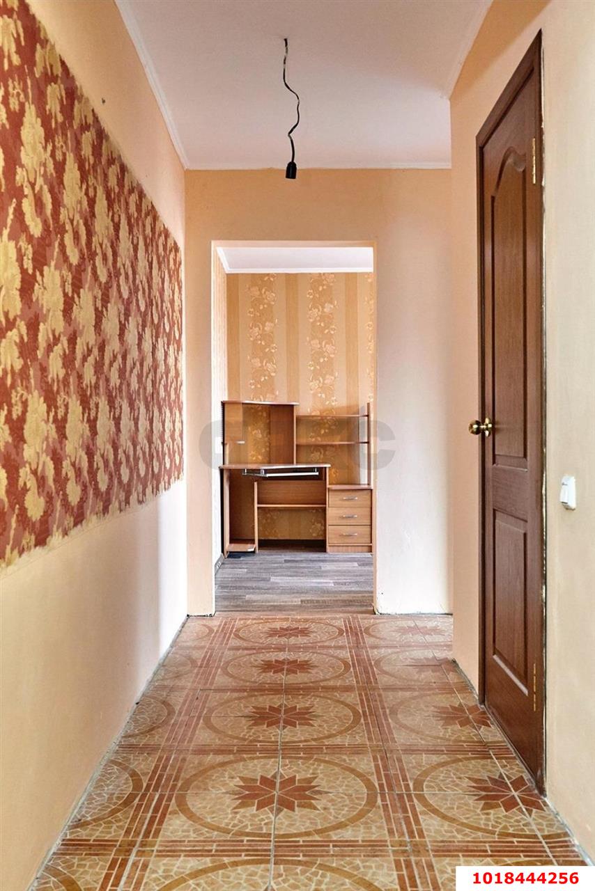 Фото №8: 1-комнатная квартира 40&nbsp;м², 4/5&nbsp;эт. - Краснодар, Прикубанский внутригородской округ, мкр. Музыкальный, ул. Агрохимическая, 95
