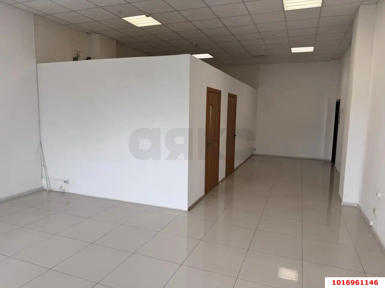Фото №6: Офисное помещение 73&nbsp;м², 2/12&nbsp;эт. - Краснодар, Центральный внутригородской округ, мкр. Покровка, ул. Северная, 490