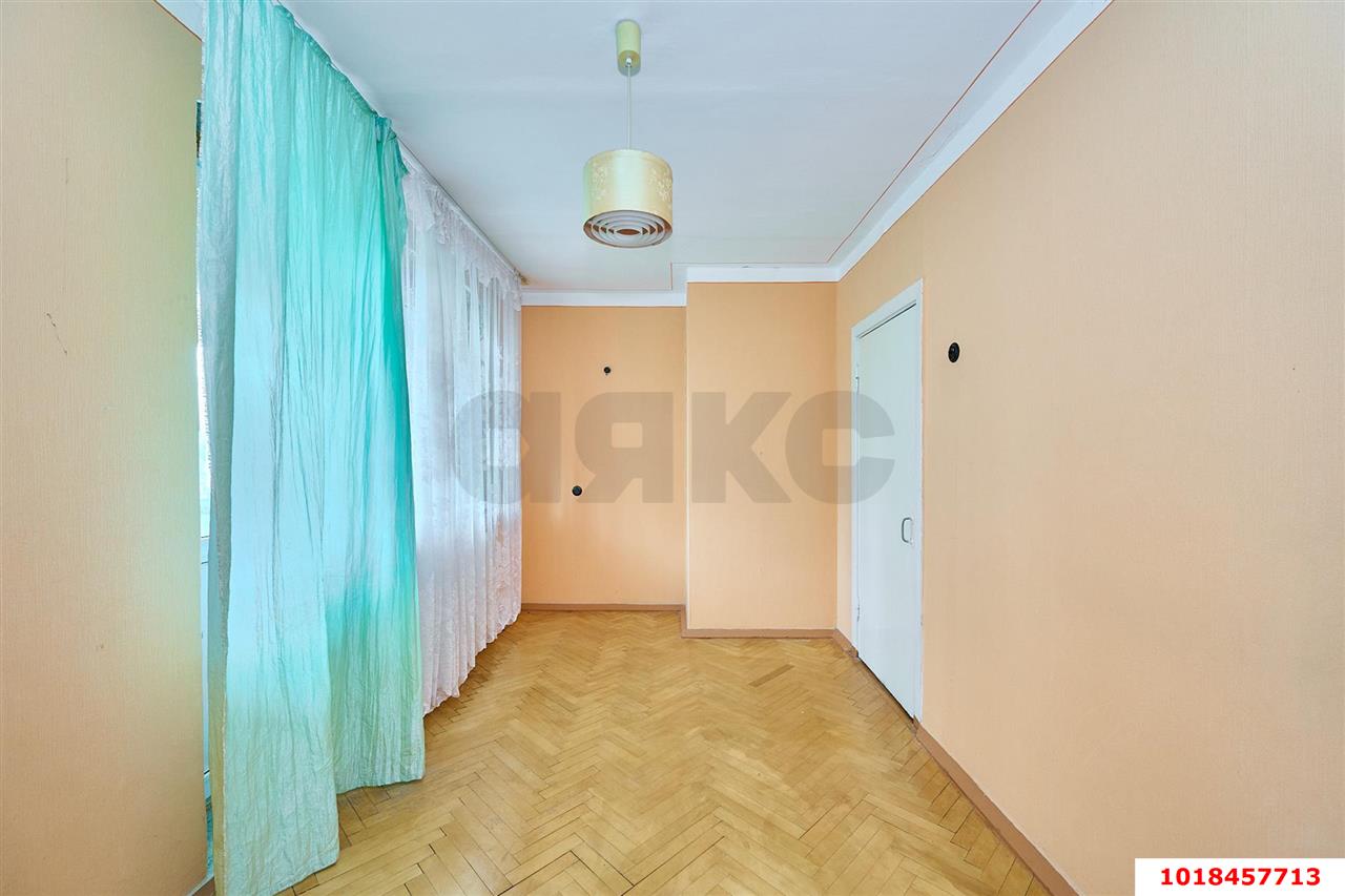Фото №6: 2-комнатная квартира 40&nbsp;м², 3/5&nbsp;эт. - Краснодар, мкр. Западный внутригородской округ, пр-д Ватутина, 4