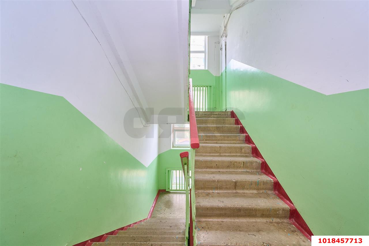 Фото №18: 2-комнатная квартира 40&nbsp;м², 3/5&nbsp;эт. - Краснодар, мкр. Западный внутригородской округ, пр-д Ватутина, 4