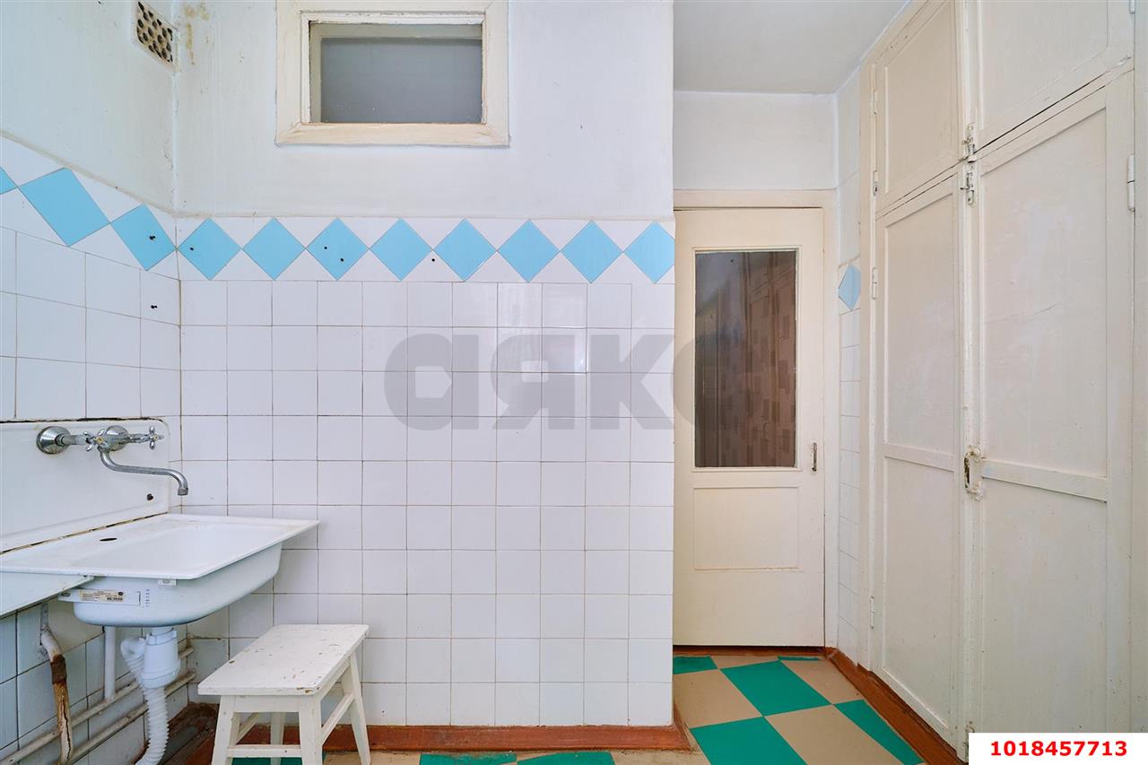 Фото №15: 2-комнатная квартира 40&nbsp;м², 3/5&nbsp;эт. - Краснодар, мкр. Западный внутригородской округ, пр-д Ватутина, 4