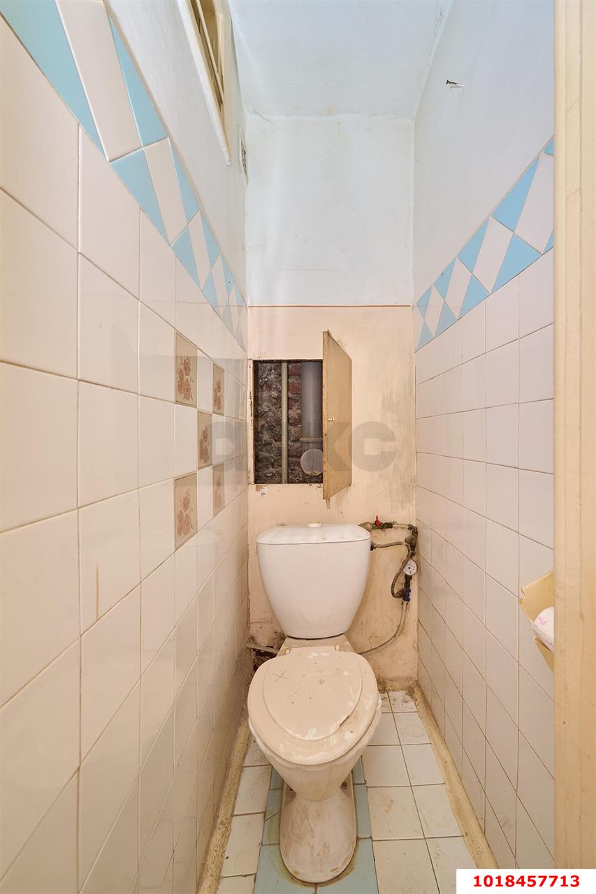 Фото №9: 2-комнатная квартира 40&nbsp;м², 3/5&nbsp;эт. - Краснодар, мкр. Западный внутригородской округ, пр-д Ватутина, 4