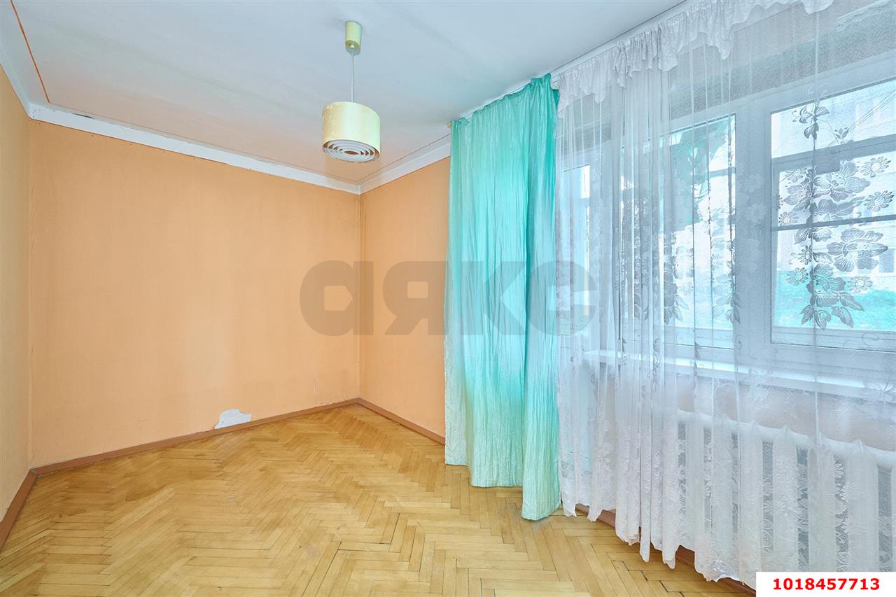 Фото №5: 2-комнатная квартира 40&nbsp;м², 3/5&nbsp;эт. - Краснодар, мкр. Западный внутригородской округ, пр-д Ватутина, 4