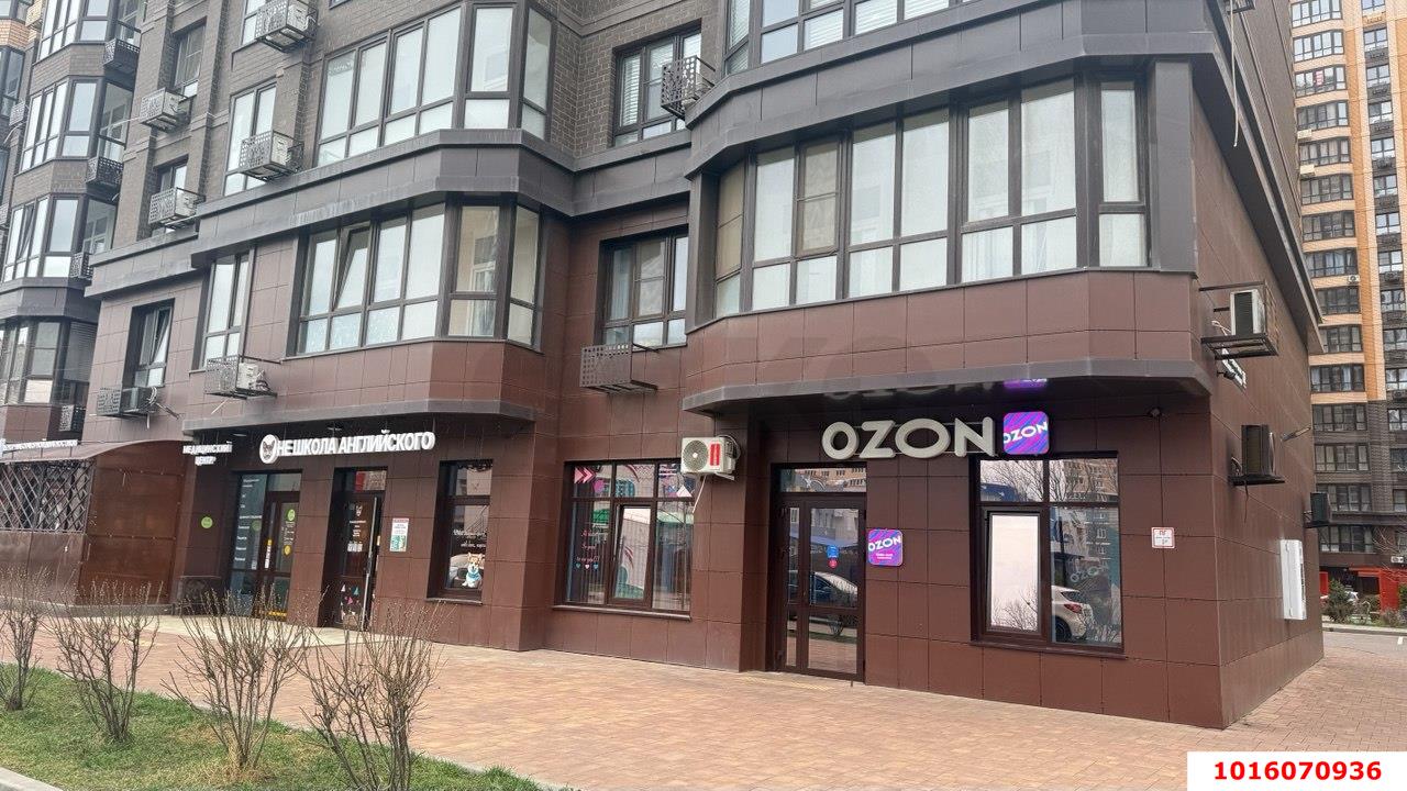 Фото №6: Торговое помещение 87&nbsp;м², 1/16&nbsp;эт. - Краснодар, Прикубанский внутригородской округ, мкр. Достояние, ул. Григория Булгакова, 16
