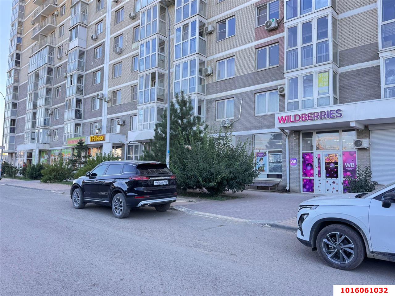 Фото №4: Торговое помещение 76&nbsp;м², 1/16&nbsp;эт. - Краснодар, Прикубанский внутригородской округ, мкр. жилой комплекс Сармат, ул. Западный Обход, 65к1