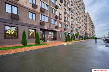 Фото №1: Торговое помещение 100&nbsp;м², 1/9&nbsp;эт. - Краснодар, мкр. жилой комплекс Новые Сезоны, ул. Скандинавская, 1к5