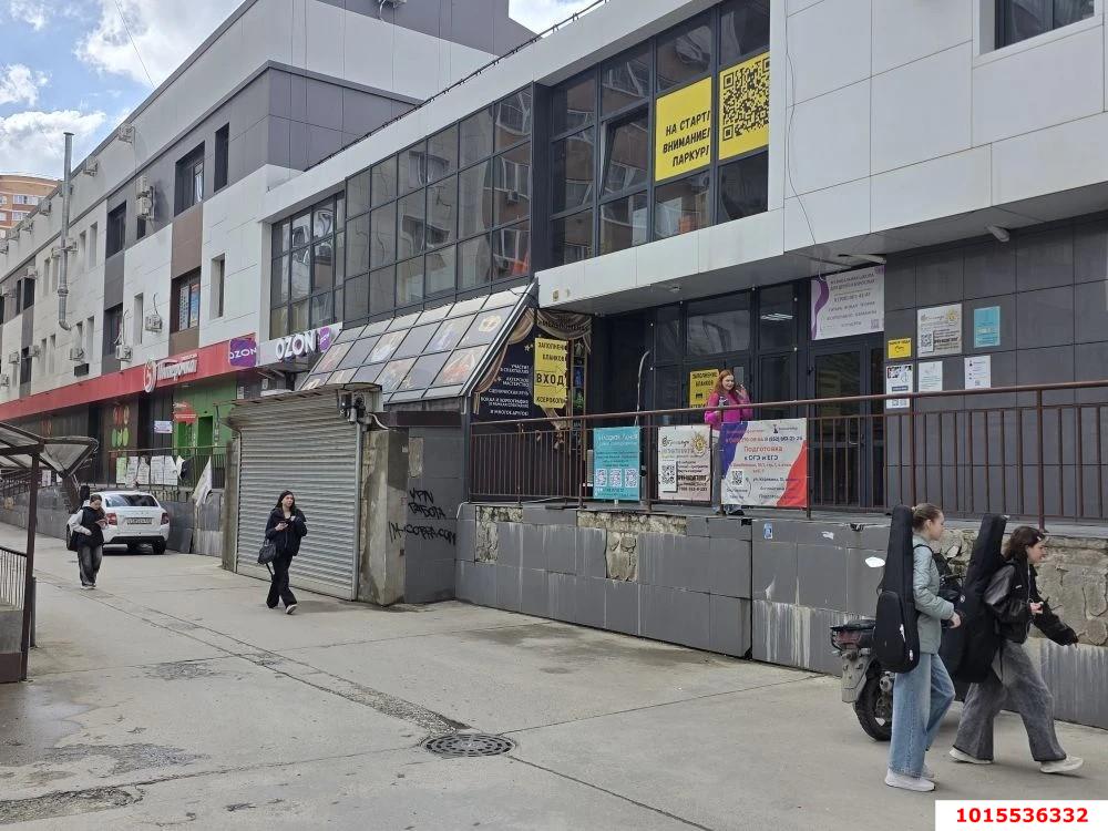 Фото №8: Торговое помещение 199&nbsp;м², 1/4&nbsp;эт. - Краснодар, Прикубанский внутригородской округ, Краевая Клиническая Больница, мкр. жилой комплекс Спорт-Сити, ул. Домбайская, 10/1к1