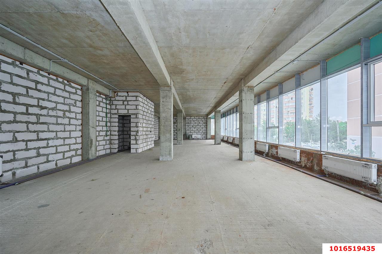 Фото №6: Отдельное здание 369&nbsp;м², 1/2&nbsp;эт. - Краснодар, Прикубанский внутригородской округ, мкр. Восточно-Кругликовский, ул. Восточно-Кругликовская, 60