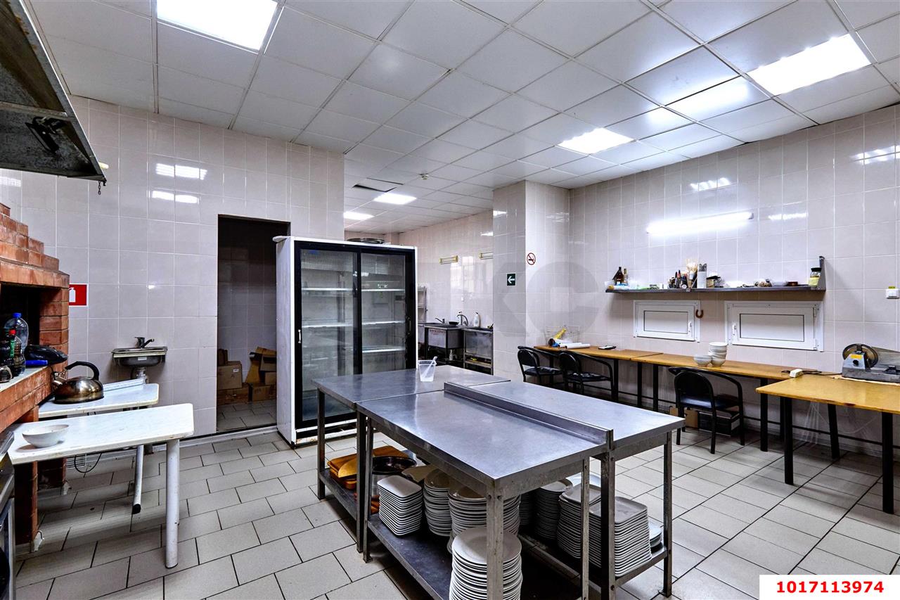 Фото №9: Отдельное здание 2500&nbsp;м², 1/2&nbsp;эт. - Парковый, ул. Промзона