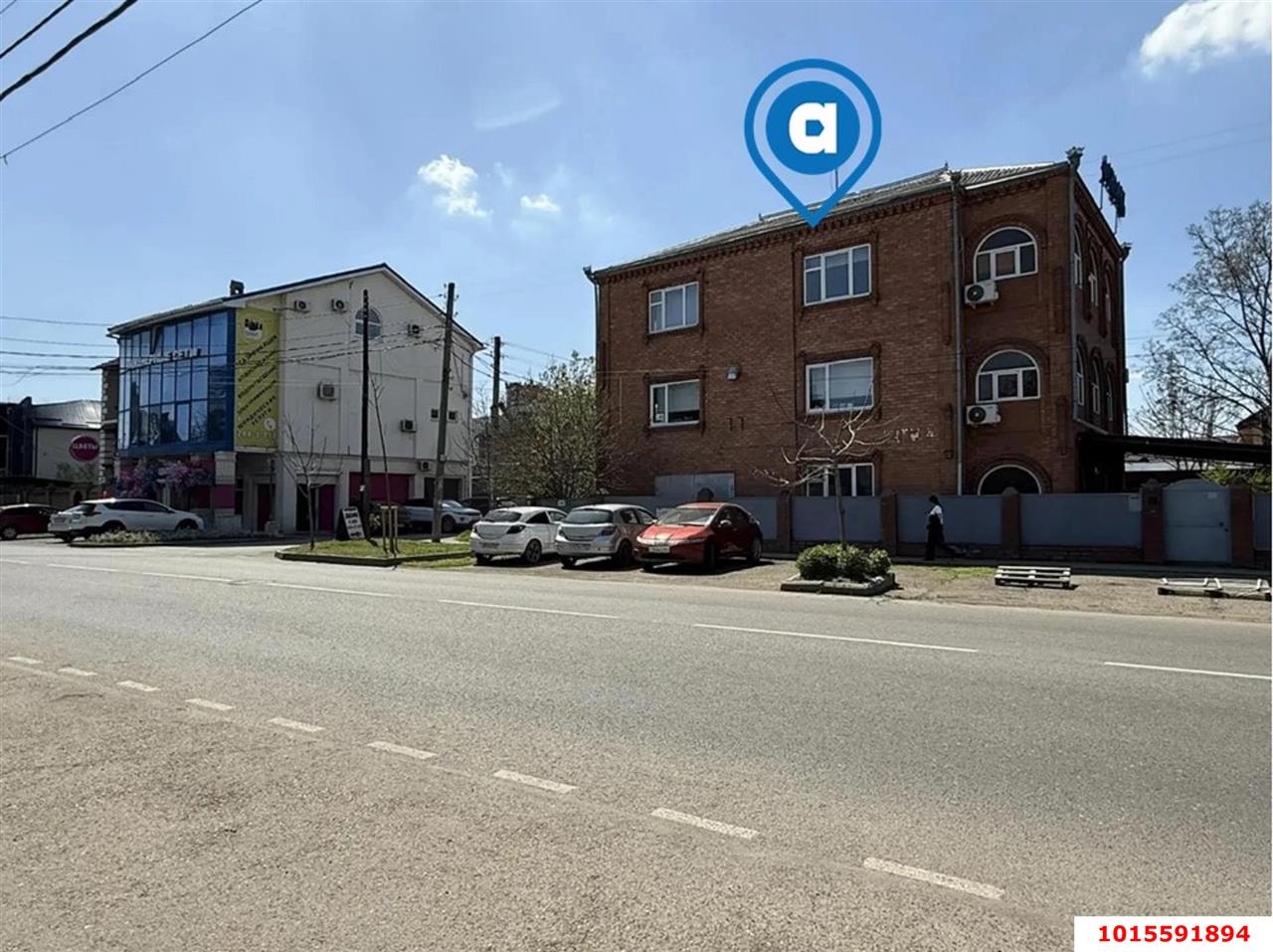 Фото №1: Отдельное здание 321&nbsp;м², 1/3&nbsp;эт. - Краснодар, мкр. Западный внутригородской округ, ул. Рашпилевская, 275
