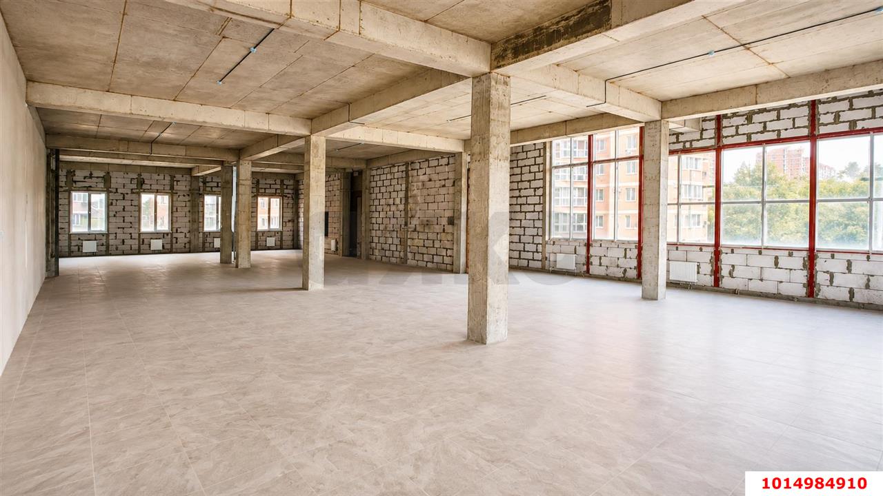 Фото №7: Торговое помещение 830&nbsp;м², 2/4&nbsp;эт. - Краснодар, Прикубанский внутригородской округ, 9-й километр, мкр. ЖК Валентина, ул. имени Дзержинского, 64/2