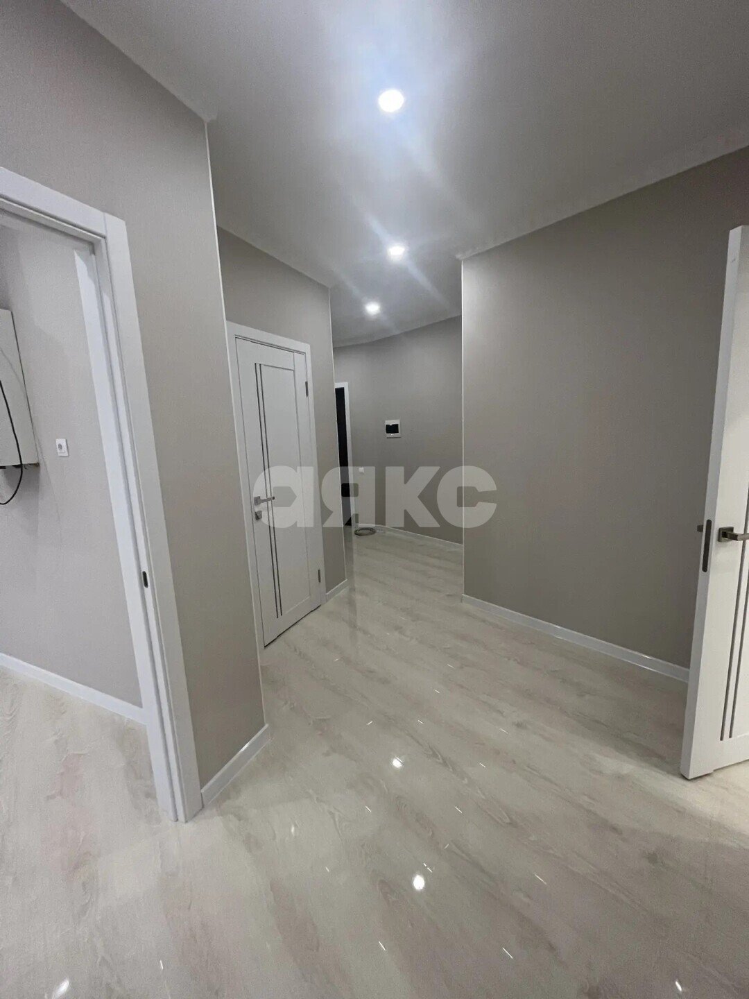 Фото №2: 2-комнатная квартира 80&nbsp;м², 6/9&nbsp;эт. - Анапа, мкр. ЖК Крымский Вал, ул. Крымская, 274