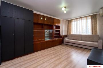 Фото №1: 1-комнатная квартира 30 м², 5/5 эт. - Краснодар, мкр. Черёмушки, ул. Селезнёва, 126