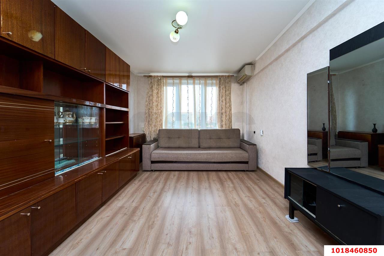 Фото №2: 1-комнатная квартира 30&nbsp;м², 5/5&nbsp;эт. - Краснодар, Карасунский внутригородской округ, мкр. Черёмушки, ул. Селезнёва, 126