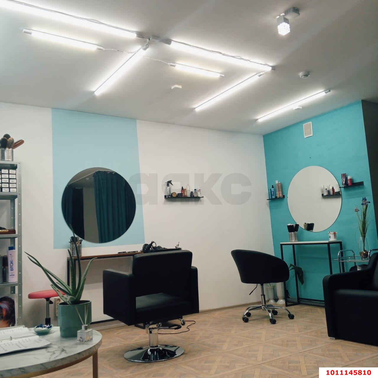 Фото №8: Торговое помещение 63&nbsp;м², 1/20&nbsp;эт. - Краснодар, Прикубанский внутригородской округ, имени Петра Метальникова, мкр. ЖК Три Кита, ул. Московская, 131к2
