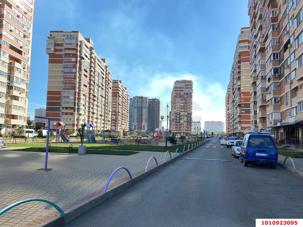 Фото №6: Торговое помещение 91&nbsp;м², 1/18&nbsp;эт. - Краснодар, Карасунский внутригородской округ, Гидростроителей, мкр. жилой комплекс Премьера, ул. Автолюбителей, 1/7к1