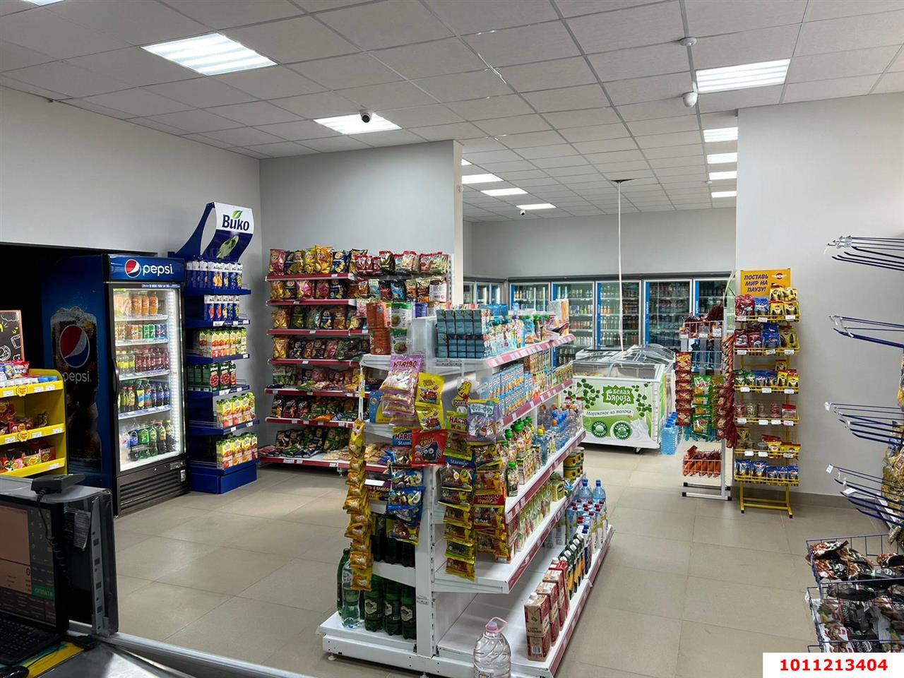 Фото №7: Торговое помещение 210&nbsp;м², 1/18&nbsp;эт. - Краснодар, Центральный внутригородской округ, Дубинка, жилой комплекс Радонеж, мкр. Черёмушки, ул. Вишняковой, 1/23к2