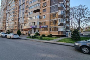 Фото №1: Торговое помещение 173 м² - Краснодар, мкр. Юбилейный, 