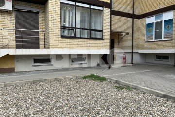Фото №1: Коммерция 22 м², -1/3 эт. - Горячий Ключ, мкр. Курортная Зона, ул. Калинина, 15