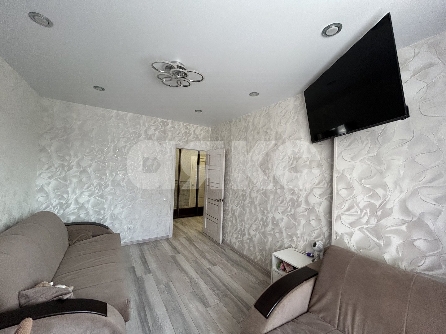 Фото №4: 2-комнатная квартира 51&nbsp;м², 1/9&nbsp;эт. - Горячий Ключ, мкр. Администрация, ул. Объездная, 18к1