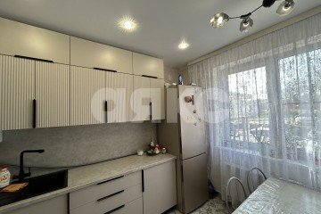 Фото №1: 2-комнатная квартира 51 м², 1/9 эт. - Горячий Ключ, мкр. Администрация, ул. Объездная, 18к1