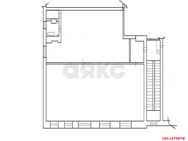 Фото №3: Торговое помещение 100&nbsp;м², 1/3&nbsp;эт. - Краснодар, Центральный внутригородской округ, мкр. Центральный, ул. Коммунаров, 64