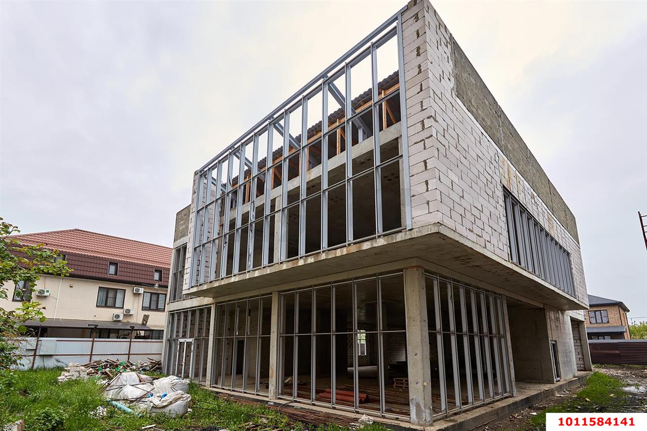 Фото №6: Отдельное здание 984&nbsp;м², 1/2&nbsp;эт. - Краснодар, Прикубанский внутригородской округ, имени Петра Метальникова, мкр. ЖК Победный, ул. Цезаря Куникова