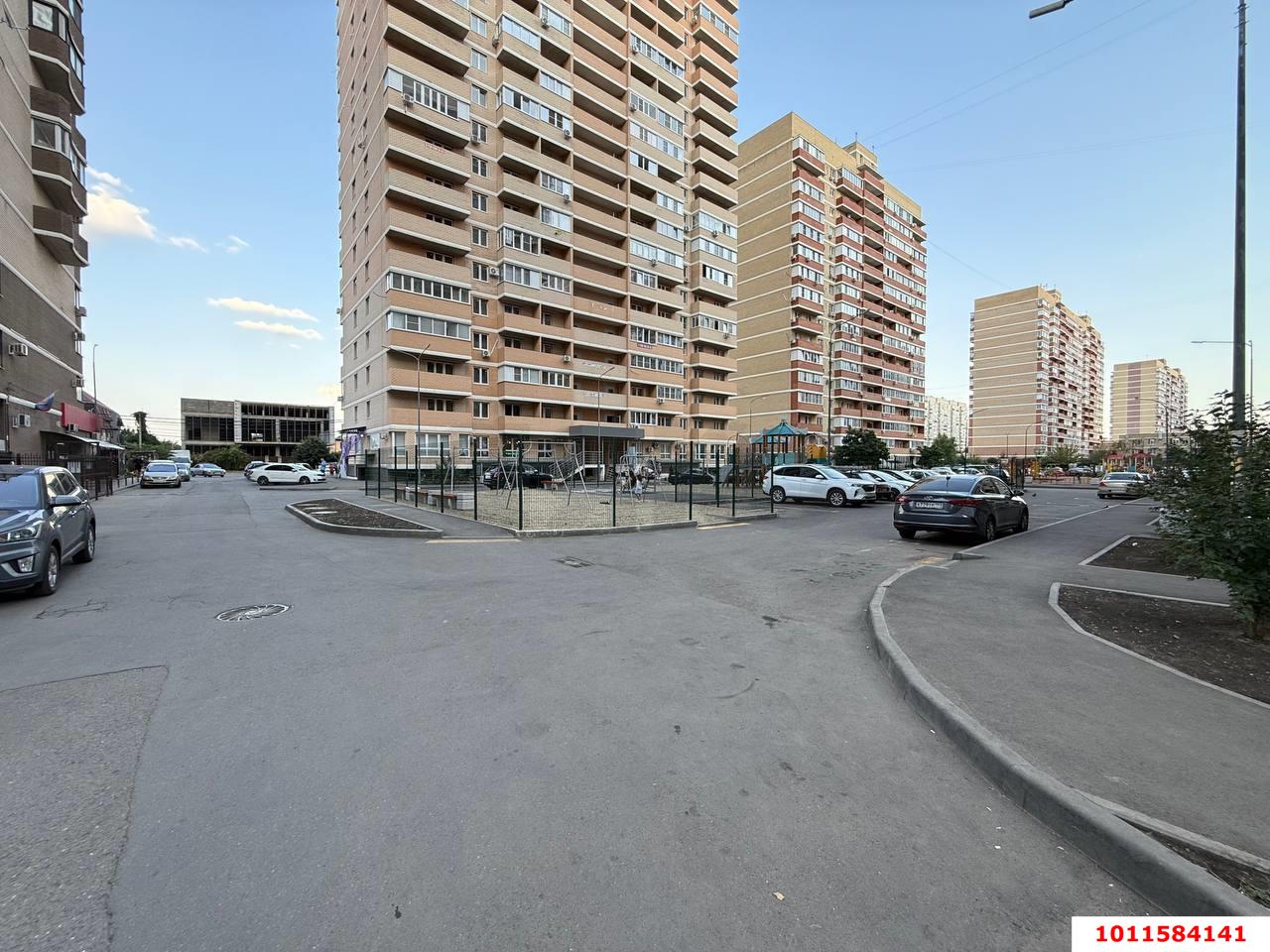 Фото №12: Отдельное здание 984&nbsp;м², 1/2&nbsp;эт. - Краснодар, Прикубанский внутригородской округ, имени Петра Метальникова, мкр. ЖК Победный, ул. Цезаря Куникова